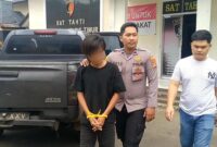 Tersangka saat digiring petugas kepolisian Lampung Timur | Dok. Polres Lampung Timur.