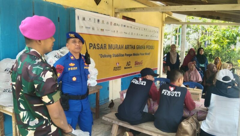 Pelaksanaan Pasar Murah Artha Graha Peduli di Pekon Martanda, Pematang Sawa, Tanggamus, Kamis 11 Desember 2025.