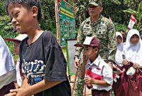 Panglima Kodam XXI/Radin Inten, Mayjen TNI Kristomei saat menghadiri peresmian jembatan garuda di Pekon Umbar, Tanggamus, Selasa 30 Desember 2025.