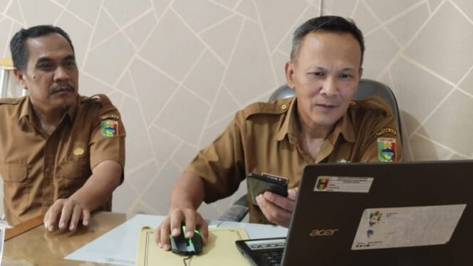 Sekretaris Diskominfo Tanggamus Gofir Purwanto saat memberikan keterangan kepada awak media, Senin 12 Januari 2026.