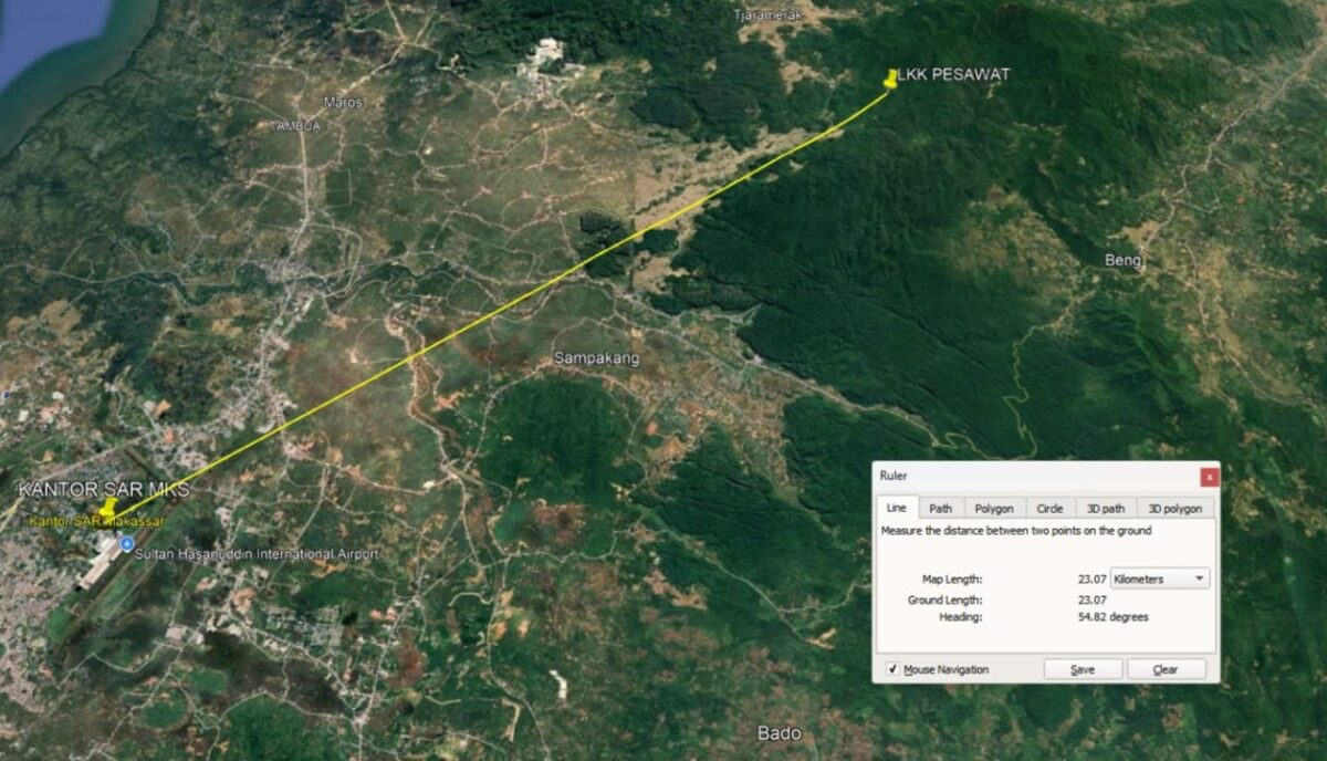 Rekaman rute penerbangan pesawat ATR 400 Indonesia Air Transport di Maros, Sulawesi Selatan yang hilang kontak, Sabtu 17 Januari 2026 | Dok. Basarnas.