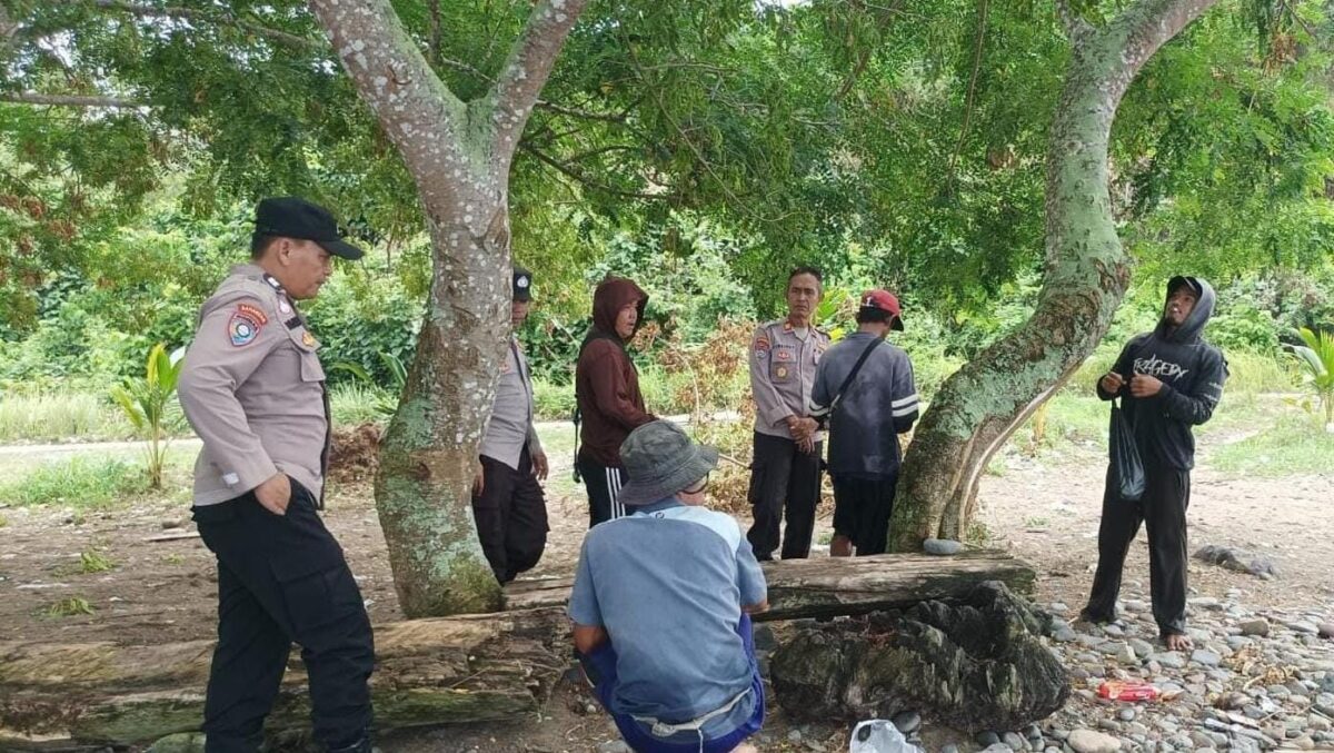 Patroli Sat Binmas Polres Tanggamus di Wilayah Pesisir Limau, Kamis 22 Januari 2026 | Dok. Humas Polres Tanggamus.