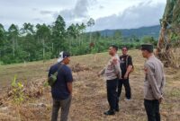 Kapolres Tanggamus AKBP Rahmad Sujatmiko saat meninjau Pospol Ulu Belu, Kamis 22 Januari 2026 | Dok. Humas Polres Tanggamus.