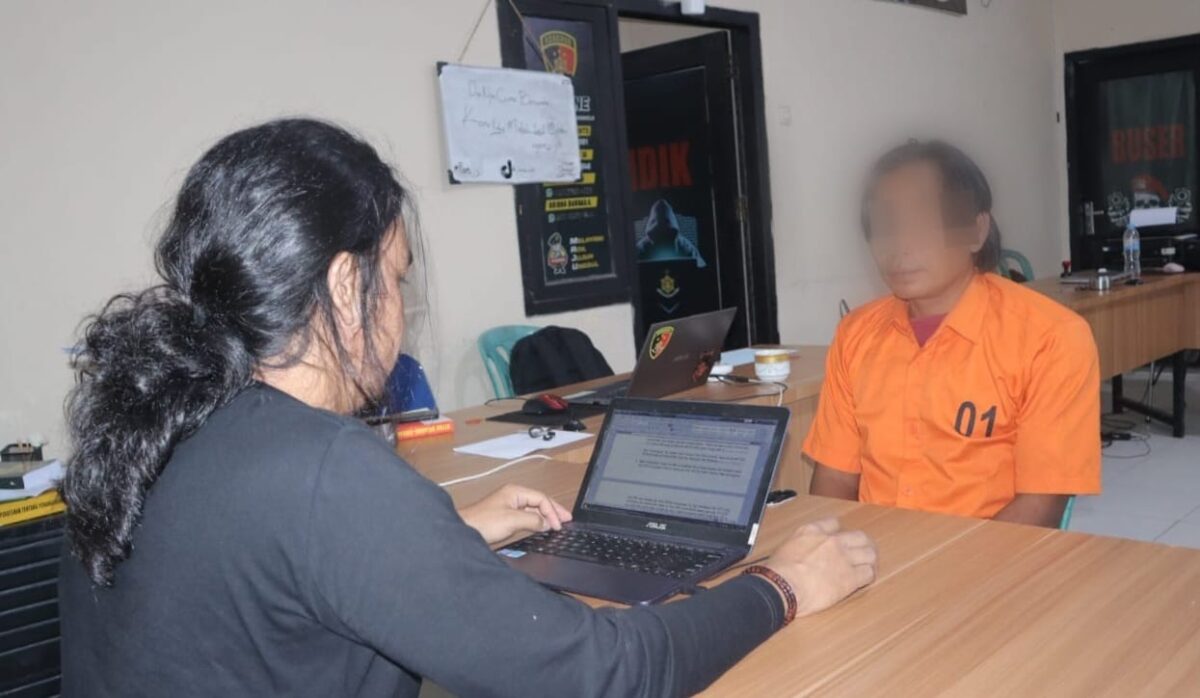 Terangka saat dimintai keterangan usai ditangkap di kediaman warga di Kabupaten Pesawaran, Jumat 23 Januari 2026 | Dok. Humas Polres Pringsewu.