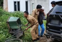 Hoax, Konten Kekerasan 3 PNS kepada Kakek Bersepeda Senggol Mobil Disebut di Lampung Timur