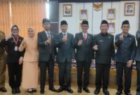 Foto bersama tiga pejabat Pemkab Tanggamus yang dilantik Bupati di Rupatama Setdakab Tanggamus, Senin 26 Januari 2026.