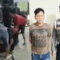 Kolase foto terduga pelaku saat diamankan warga dan saat terduga telah ditetapkan tersangka sebelum dijebloskan ke sel tahanan, Kamis 29 Januari 2026 | ist/Media Prioritastv.com.