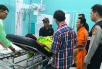 Kondisi korban saat mendapatkan perawatan perdana di RSUD Batin Mangunang Kota Agung, Tanggamus, Jumat 30 Januari 2026 | Dok. Polek Kota Agung.