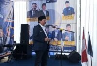 Ketua DPW NasDem Lampung Herman HN saat memberikan penegasan dalam pelantikan DPD NasDem Tanggamus di Kantor DPD NasDem, Pekon Kampung Baru Kecamatan Kota Agung Timur, Sabtu 31 Januari 2026 | Herdi/Media Prioritastv.com.