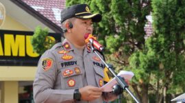 Wakapolres Tanggamus Kompol Fredy Aprisa saat memberikan penekanan kepada personilnya dalam apel kesiapan Operasi Keselamatan Krakatau 2026 | Dok. Humas Polres Tanggamus.
