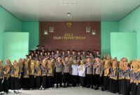 Foto bersama di Aula SMAN 1 Pesisir Tengah usai sosialisasi penerimaan  Polri TA 2026 Polres Pesisir Barat, Rabu 4 Februari 2026 | Dok. Humas Polres Pesisir Barat.