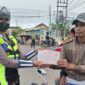 Penindakan melalui teguran oleh Sat Lantas Polres Tanggamus dalam Operasi Keselamatan Krakatau 2026 | Dok. Humas Polres Tanggamus.
