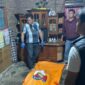 Polisi dan pihak medis usai menyelesaikan identifikasi jenazah korban, Selasa 10 Februari 2026, malam | Dok. Humas Polres Tanggamus.