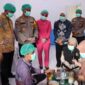 Pemeriksaan sampel MBG SPPG Kemala Bhayangkari Polres Tanggamus, Jumat 13 Februari 2026 | Asrul/Media Prioritastv.com.