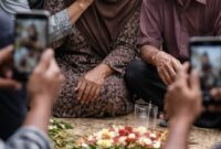 Ilustrasi pengambilan gambar dan video dalam situasi duka | ilustrasi Media Prioritastv.com.