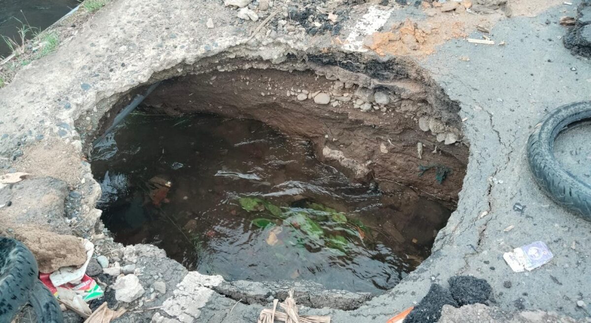 Lokasi lubang besar di Jalan Lintas Barat, Pekon Negeri Ratu, Kota Agung, Tanggamus, Rabu 18 Februari 2026 | Sumentri/Media Prioritastv.com.
