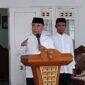 Bupati Tanggamus H. Moh. Saleh Asnawi didampingi Wabup Agus Suranto saat menyampaikan refleki 1 tahun kepemimpinannnya di rumah dinas bupati, Jumat 20 Februari 2026 | Herdi/Media Prioritastv.com.