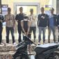 Tersangka yang ditangkap Polsek Wonosobo sebelum dijebloskan ke sel tahanan, Minggu 1 Maret 2026 | Dok. Humas Polres Tanggamus.