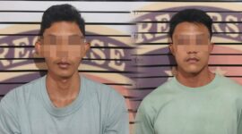 Kedua tersangka yang berhasil ditangkap Polsek Pagelaran | Dok. Humas Polres Pringsewu.