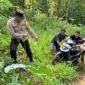 Ilustrasi anggota Polres Pringsewu saat melakukan pertolongan pemancing yang terjebak longsor di Way Sekampung, Pagelaran, Selasa 10 Maret 2026 | Ilustrasi/Media Prioritastv.com.