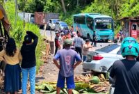 Kecelakaan lalu lintas terjadi di Jembatan Tulung Guring, Way Lalaan, Jalan Raya Pekon Kampung Baru, Kecamatan Kotaagung Timur, Kabupaten Tanggamus, Kamis (12/3/2026) sekitar pukul 12.20 WIB | ist/Media Prioritastv.com.
