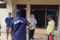 Polisi saat melakukan olah TKP penemuan mayat di Desa Way Mili, Gunung Pelindung, Lampung Timur, Sabtu 14 Maret 2026 | ist/Media Prioritastv.com.