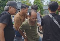 Tersangka Yanto usai ditangkap dan hendak dibawa ke Polres Tulang Bawang Barat, Kamis 19 Maret 2026 lalu | ist/Media Prioritastv.com.