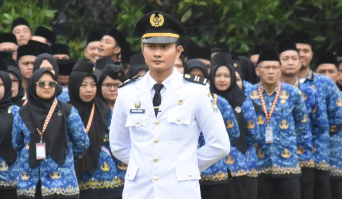 M. Gunawan saat menjadi Komandan Upacara HUT ke 29 Kabupaten Tanggamus di Lapangan Merdeka Kota Agung, Senin 30 Maret 2026 | Herdi/Media Prioritastv.com.