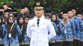 M. Gunawan saat menjadi Komandan Upacara HUT ke 29 Kabupaten Tanggamus di Lapangan Merdeka Kota Agung, Senin 30 Maret 2026 | Herdi/Media Prioritastv.com.