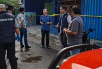 Polisi saat melakukan identifikasi TKP usai serangan terhadap 2 PSK di Pemandangan, Panjang, Bandar Lampung, Selasa 31 Maret 2026 | Dok. Polda Lampung.