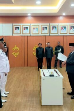 Bupati Tanggamus Lantik Kakon Dadi Mulyo Wonosobo Hasil PAW dan Pj Way Liwok, Ini Pesannya