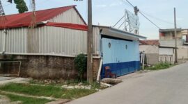 Dapur MBG di Dusun Cibanteng 1 Desa Mulyajaya Kecamatan Kutawaluya Kabupaten Karawang Jawa Barat yang belum terlihat aktifiktas, Senin 9 April 2026 | Achmad Junaidi/Media Prioritastv.com.