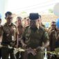 Bupati Tanggamus H. Moh. Saleh Asnawi saat memotong pita tanda peresmian sejumlah fasilitas di RSUD Batin Mangunang, Selasa 7 April 2026 | Herdi/Media Prioritastv.com.