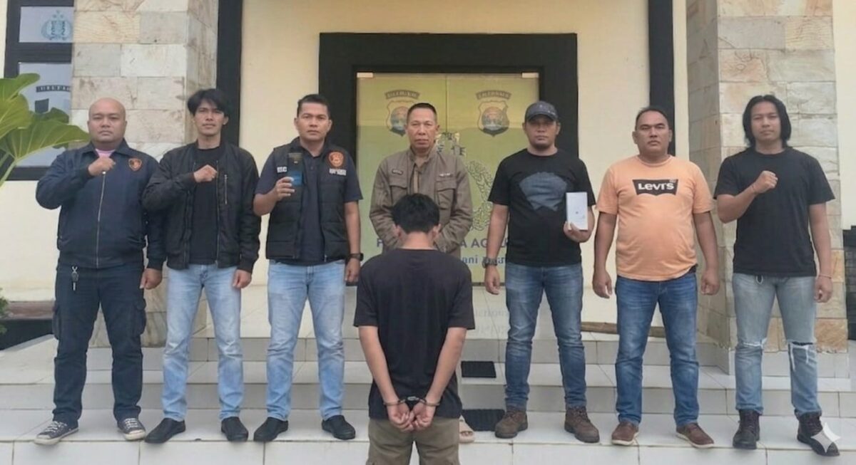 Tersangka yang telah ditangkap sebelum dijebloskan sel tahanan, Kamis 9 April 2026 | Dok. Humas Polres Tanggamus.