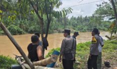 Pencarian Hari Kedua Warga Diduga Terseret Banjir Way Semuong Tanggamus Belum Membuahkan Hasil