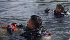 Proses pencarian korban diduga tenggelam di genangan bendungan batu tegi di Talang 20 Pekon Air Naningan, Kecamatan Air Naningan, Tanggamus, Minggu 19 April 2026 | Dok : Basarnas Lampung.