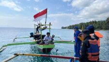 Patroli gabungan Satpolairud Polres Tanggamus, Dit Polairud dan Dinas Perikanan di Teluk Semaka, Kamis 23 April 2026 | Dok. Humas Polres Tanggamus.