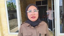 Ketua DPRD Kota Metro, Ria Hartini saat memberikan keterangan pers, Rabu 22 April 2026 | Raditya/Media Prioritastv.com.