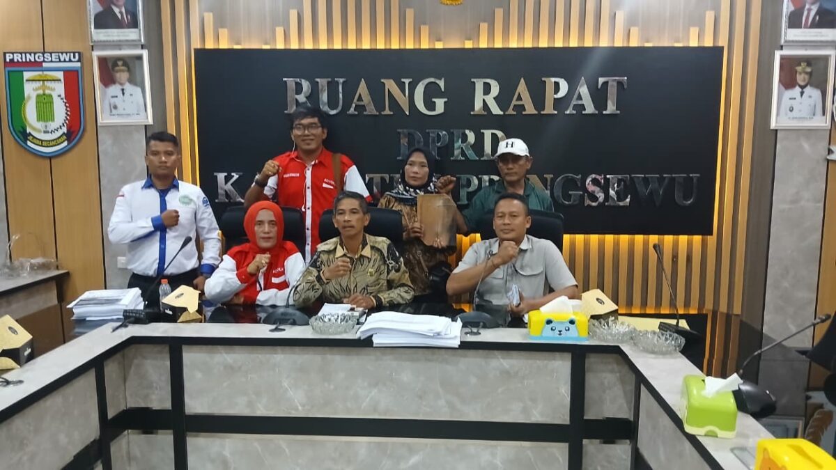 Audensi LBH Cahaya Keadilan dan DPRD Pringsewu, Kamis 23 Februari 2026 | Eka Febriana/Media Prioritastv.com.