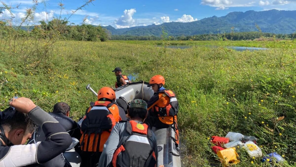 Tim SAR gabungan saat menuju lokasi pencarian korban tenggelam, Selasa 5 Mei 2026 | Dok. Kantor SAR Lampung.
