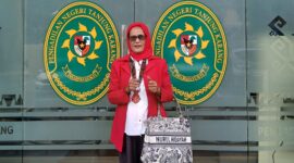 Advokat Nurul Hidayah saat berada di PN Tanjung Karang | ist/Media Prioritastv.com.