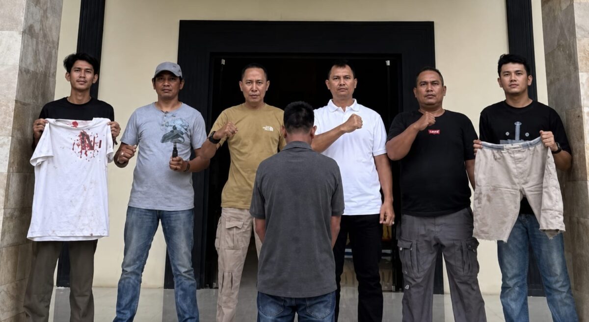 Tersangka ST yang berhasil diamankan polisi sebelum dijebloskan sel tahanan, Senin 11 Mei 2026 | Dok. Humas Polres Tanggamus.