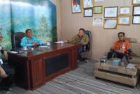 Suasana peluncuran perdana Program D'Jongik di Kantor Kominfo Tanggamus dengan menghadirkan narasumber Kadis Sosial Hardarsyah dan Kabid Dikdas SD, SMP, Tanggamus Matrizal, Jum'at 22 Mei 2026 | Herdi/Prioritastv.com.