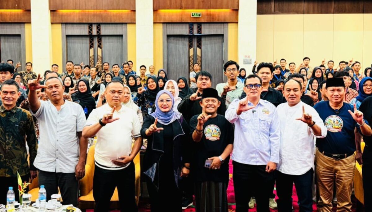 Foto bersama usai pelantikan DPW REL MBG Lampung di Hotel Emersia, Minggu 24 Mei 2026.