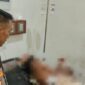 Polisi saat memeriksa korban V (13) di rumah sakit usai ditusuk temannya, Senin 25 Mei 2026 |