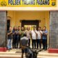Tersangka Yogi saat kembali ditampilkan dalam persangkaan kasus penadahan oleh Polsek Talang Padang | Dok. Humas Polres Tanggamus.