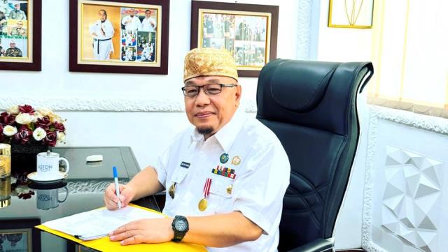 Plt. Ketua Golkar Tanggamus, Tony Eka Chandra.