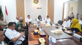 Wabup Pringsewu Umi Laila saat memimpin Rapat Persiapan Tim Gugus Tugas Reforma Agraria Tahun 2026 di Aula Kantor Pertanahan Kabupaten Pringsewu, Rabu (10/6/2026) | Samuel/Media Prioritastv.com.