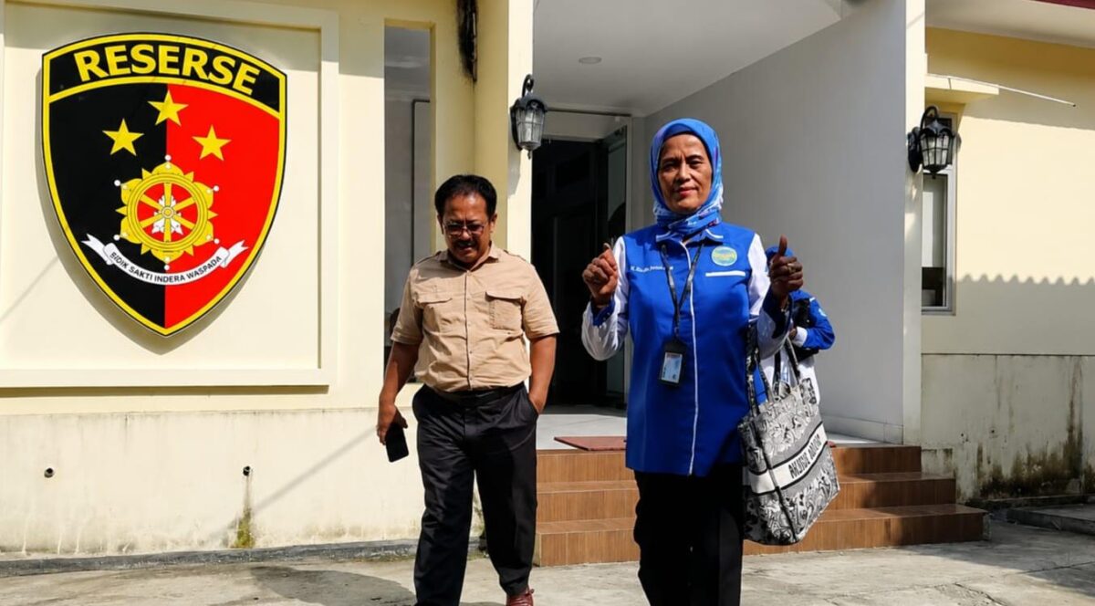 Dr. (Cand) Nurul Hidayah, S.H., M.H., CPM selaku Kuasa Hukum Asiri, S.E., saat mendatangi Polres Tanggamus, Selasa 23 Juni 2026 | Herdi/Media Prioritastv.com.