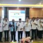 Bupati Tanggamus Hi. Moh. Saleh Asnawi saat foto bersama dengan Forum Penyuluh Anti Korupsi di Ruang Rapat Utama Kantor Bupati Tanggamus, Rabu 24 Juni 2026 | Herdi/Media Prioritastv.com.